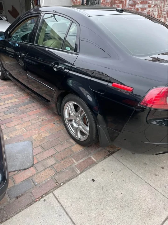 2007 Acura TL 3rd Gen - Image 8 of 19