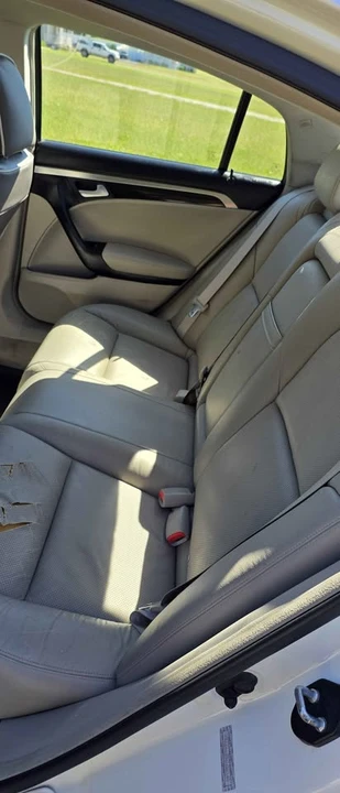 2007 Acura TL 3rd Gen - Image 11 of 13