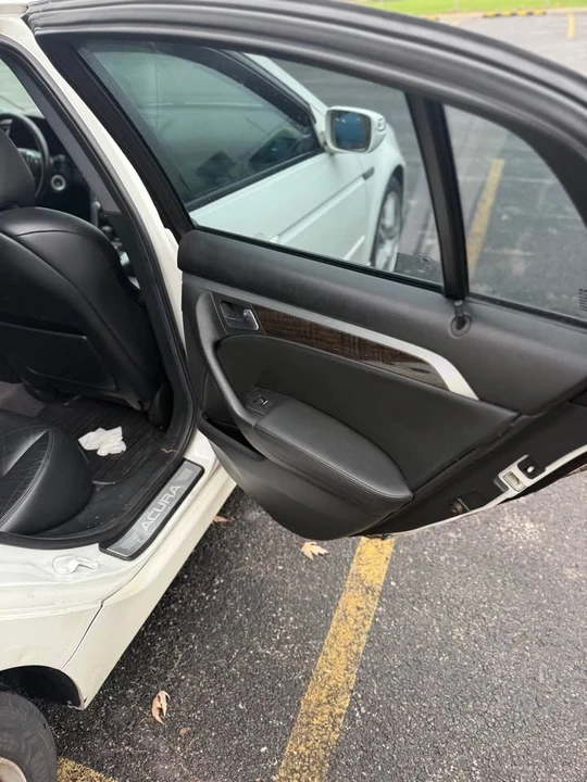 2007 Acura TL 3rd Gen - Image 16 of 18