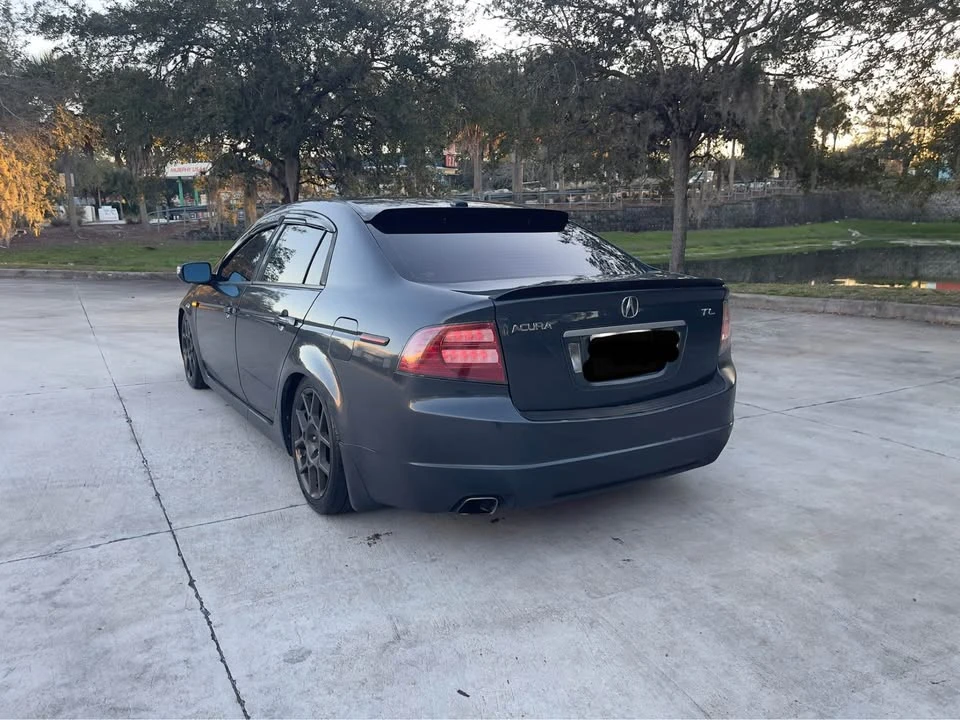 2007 Acura TL 3rd Gen - Image 9 of 13