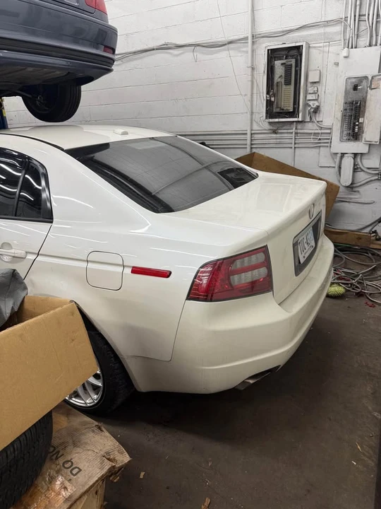 2007 Acura TL 3rd Gen - Image 3 of 3