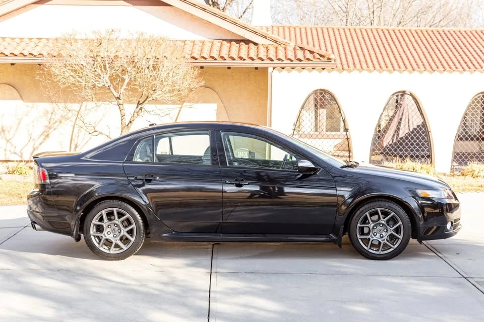 2007 Acura TL 3rd Gen - Image 2 of 11