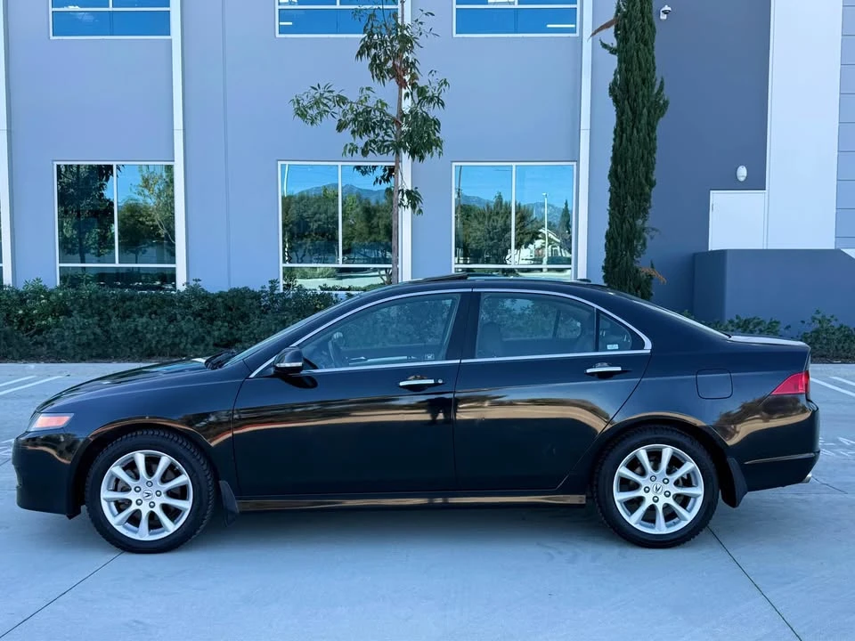 2007 Acura TSX 1st Gen - Image 2 of 13