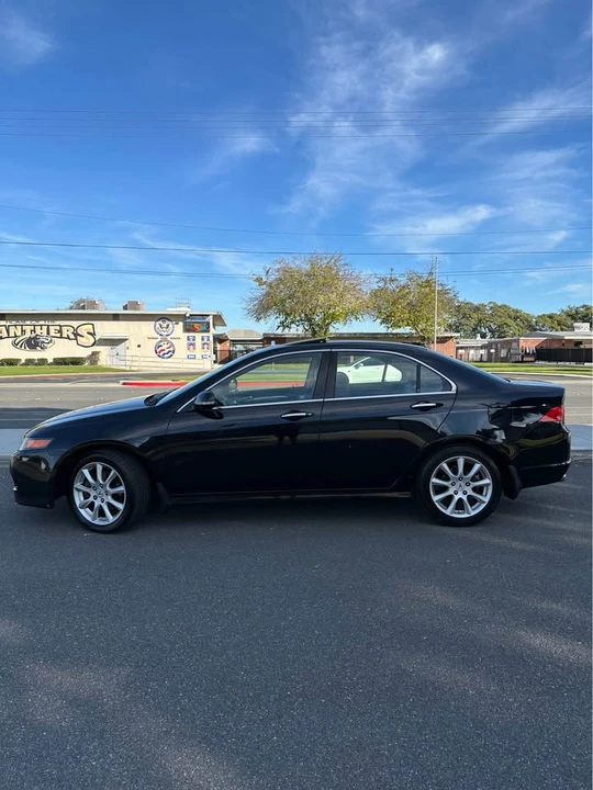 2007 Acura TSX 1st Gen - Image 2 of 10