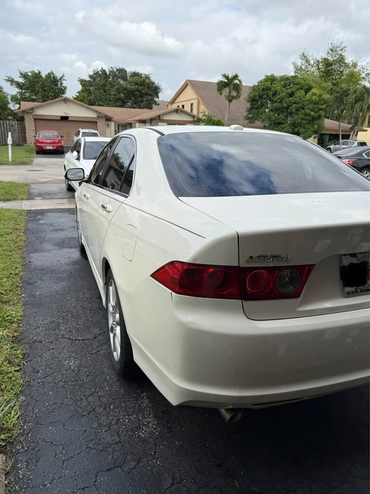 2007 Acura TSX 1st Gen - Image 2 of 6