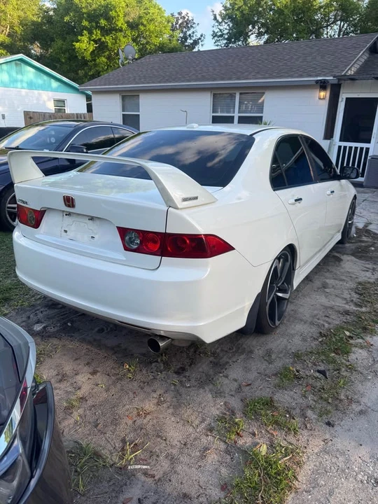 2007 Acura TSX 1st Gen - Image 2 of 7