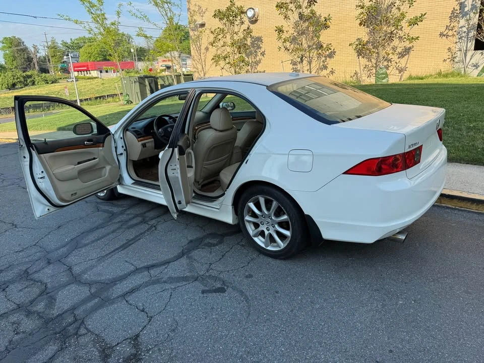 2007 Acura TSX 1st Gen - Image 8 of 12