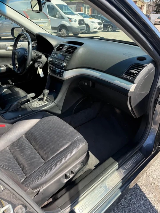 2007 Acura TSX 1st Gen - Image 8 of 17