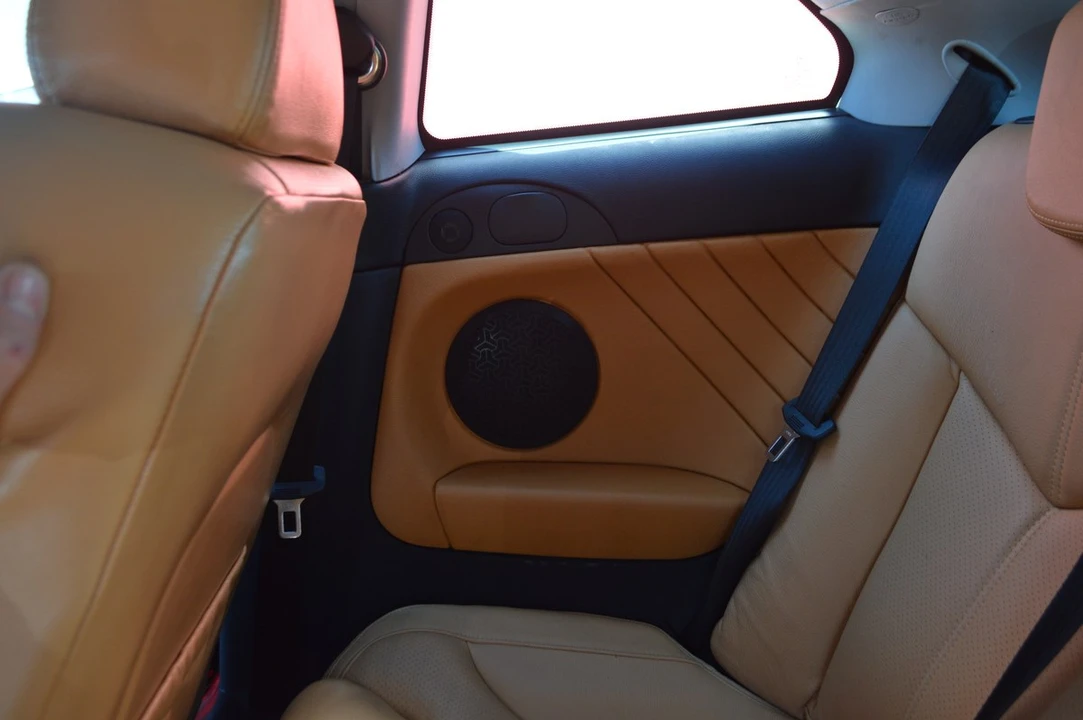 2007 Alfa Romeo GT - Image 16 of 30