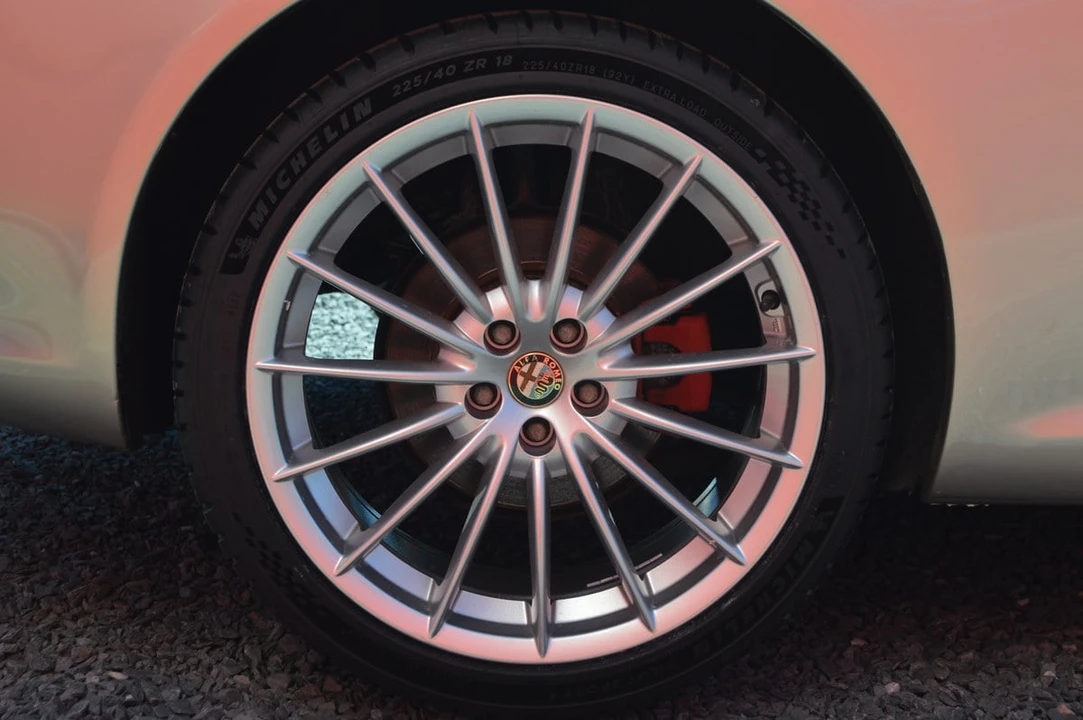 2007 Alfa Romeo GT - Image 11 of 30