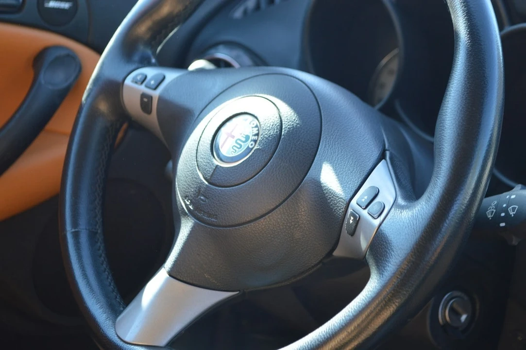 2007 Alfa Romeo GT - Image 29 of 30