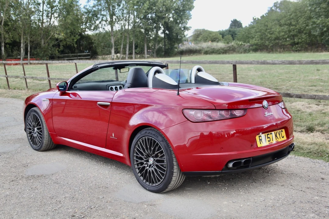 2007 Alfa Romeo 916 GTV & Spider - Image 16 of 30