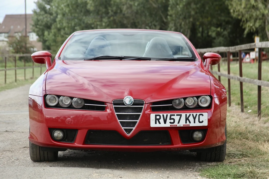 2007 Alfa Romeo 916 GTV & Spider - Image 6 of 30