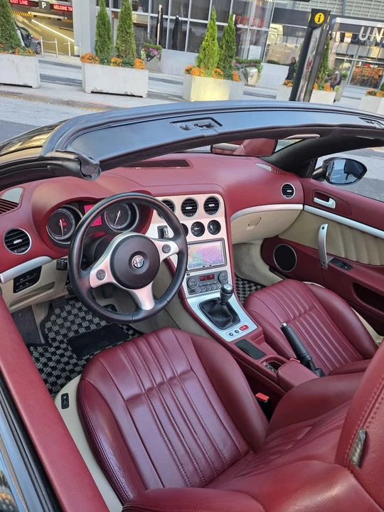 2007 Alfa Romeo 102-Series 2000 - Image 10 of 18