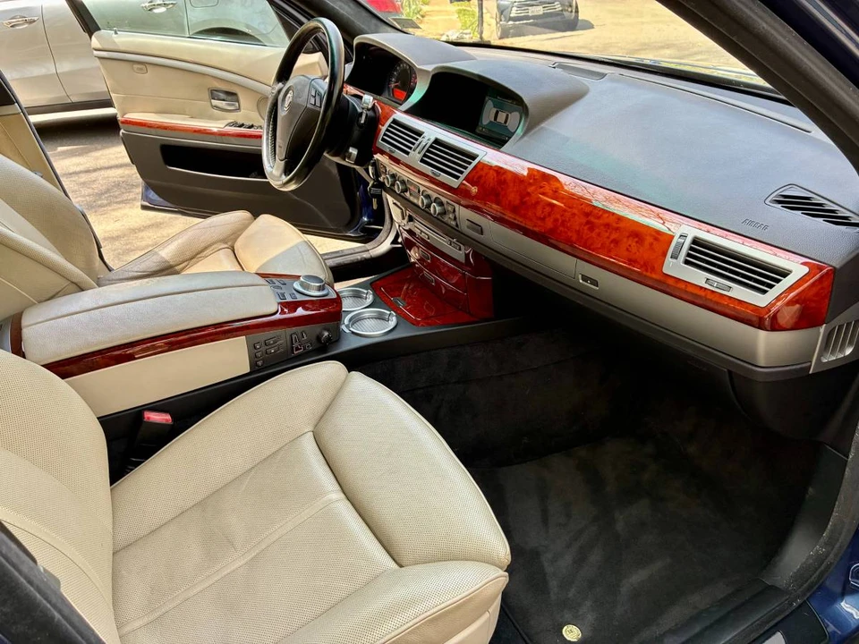 2007 BMW Alpina B7 - Image 12 of 20