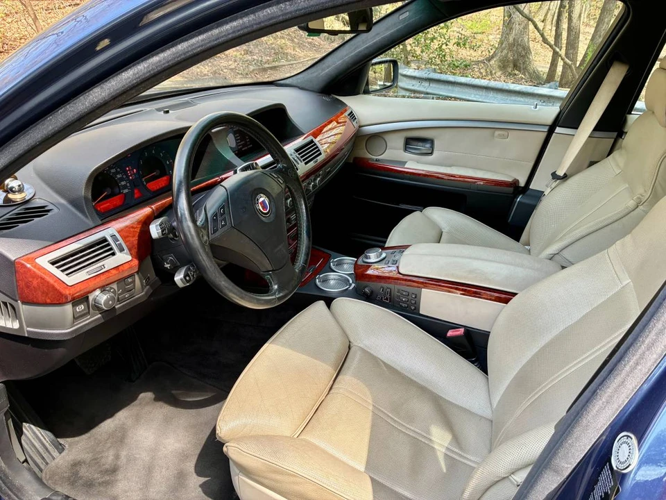 2007 BMW Alpina B7 - Image 10 of 20