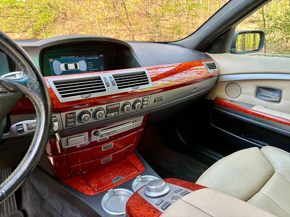 2007 BMW Alpina B7 - Image 11 of 20