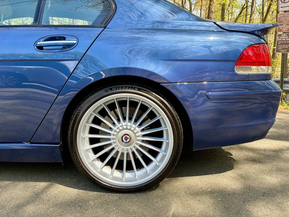 2007 BMW Alpina B7 - Image 18 of 20