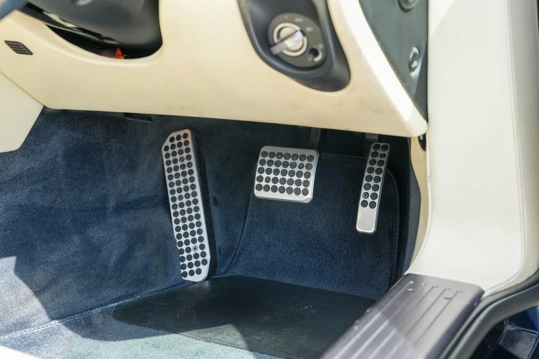2007 Aston Martin DB9 - Image 16 of 30