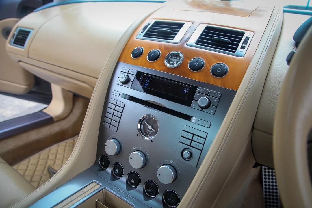 2007 Aston Martin DB9 - Image 5 of 31