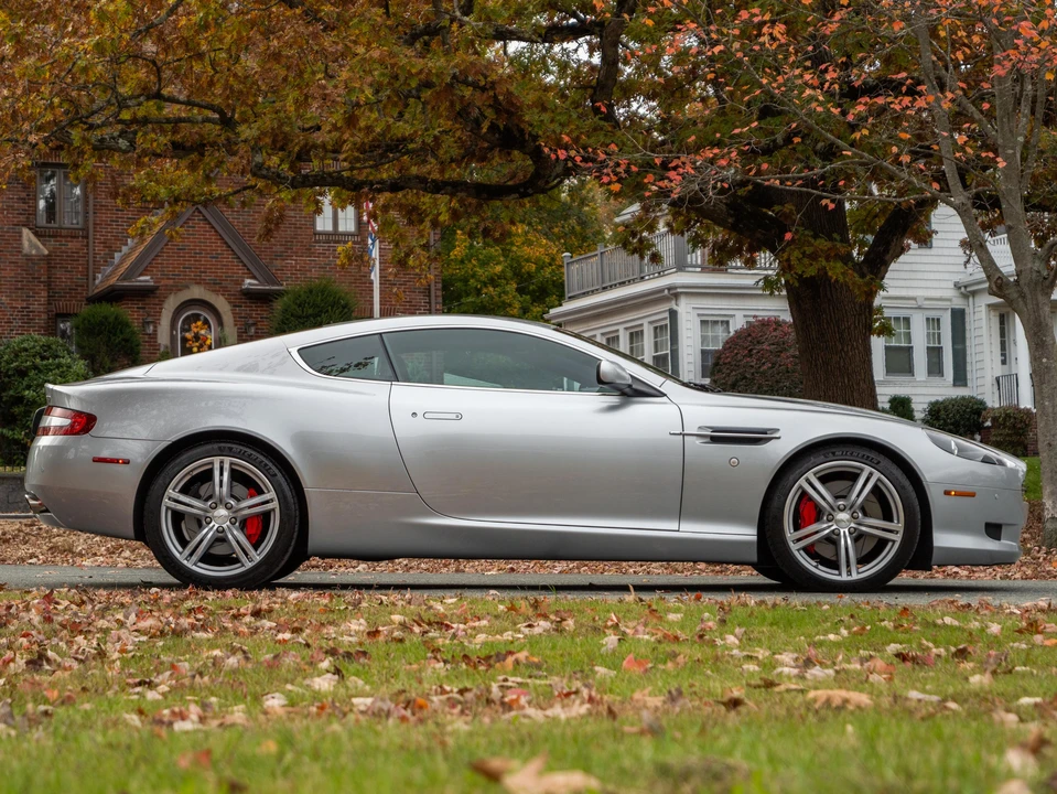 2007 Aston Martin DB9 - Image 11 of 31
