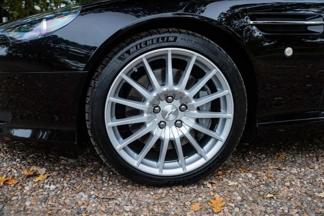 2007 Aston Martin DB9 - Image 6 of 30
