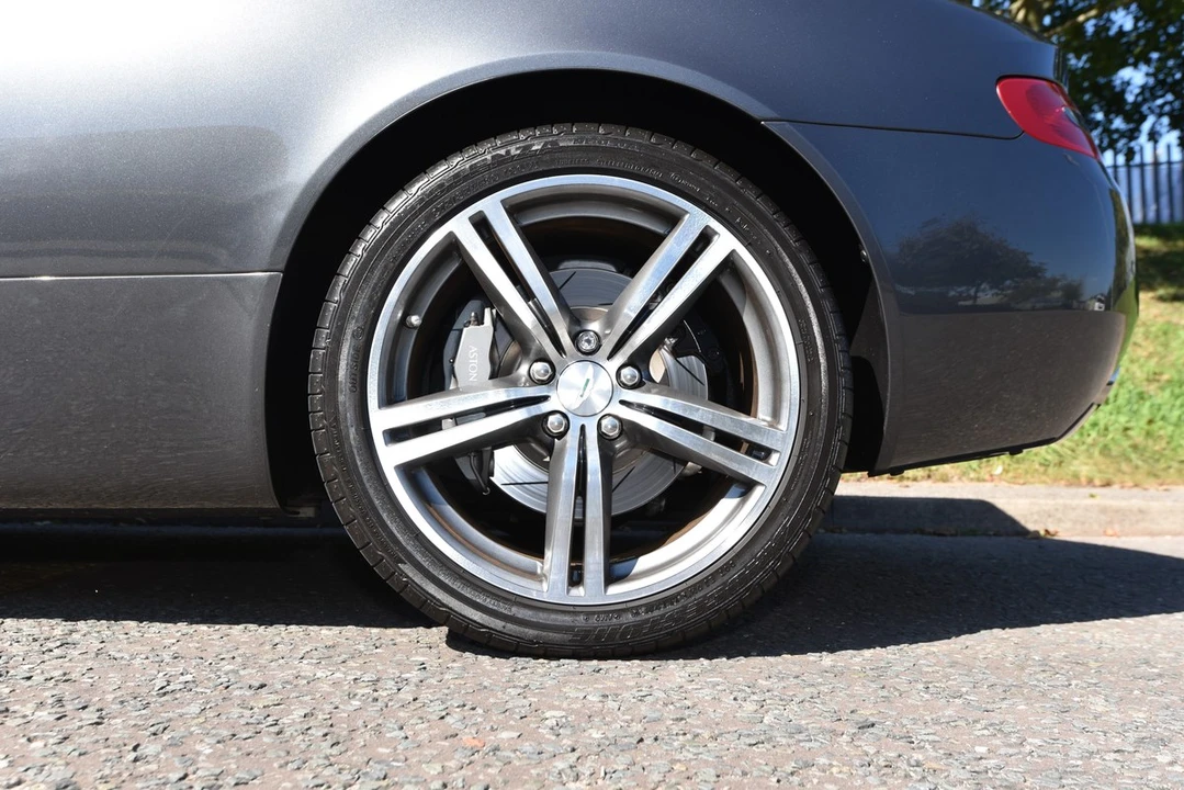 2007 Aston Martin DB9 - Image 20 of 30
