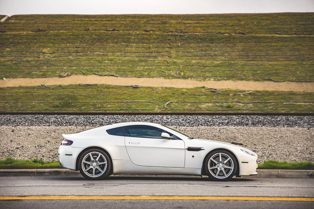 2007 Aston Martin V8 Vantage (2006-2017) - Image 13 of 25