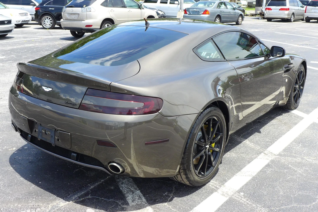 2007 Aston Martin V8 Vantage (2006-2017) - Image 12 of 31