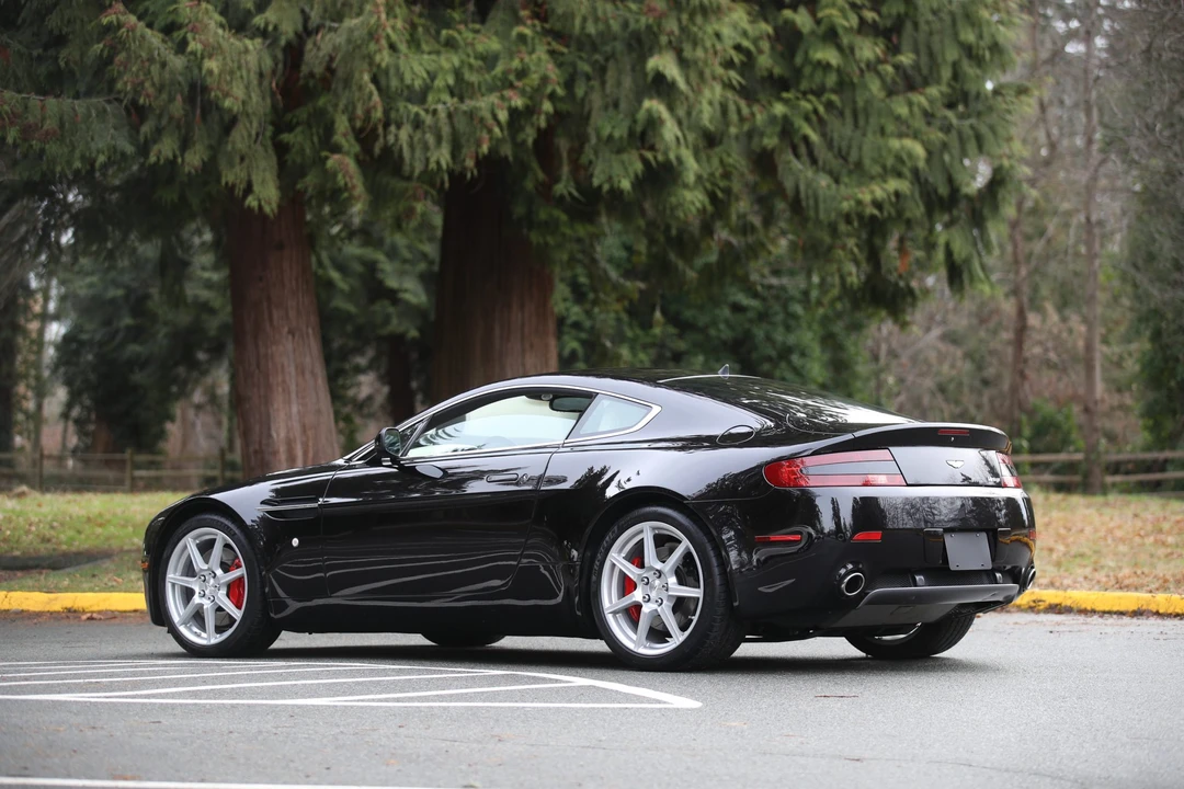 2007 Aston Martin V8 Vantage (2006-2017) - Image 9 of 31