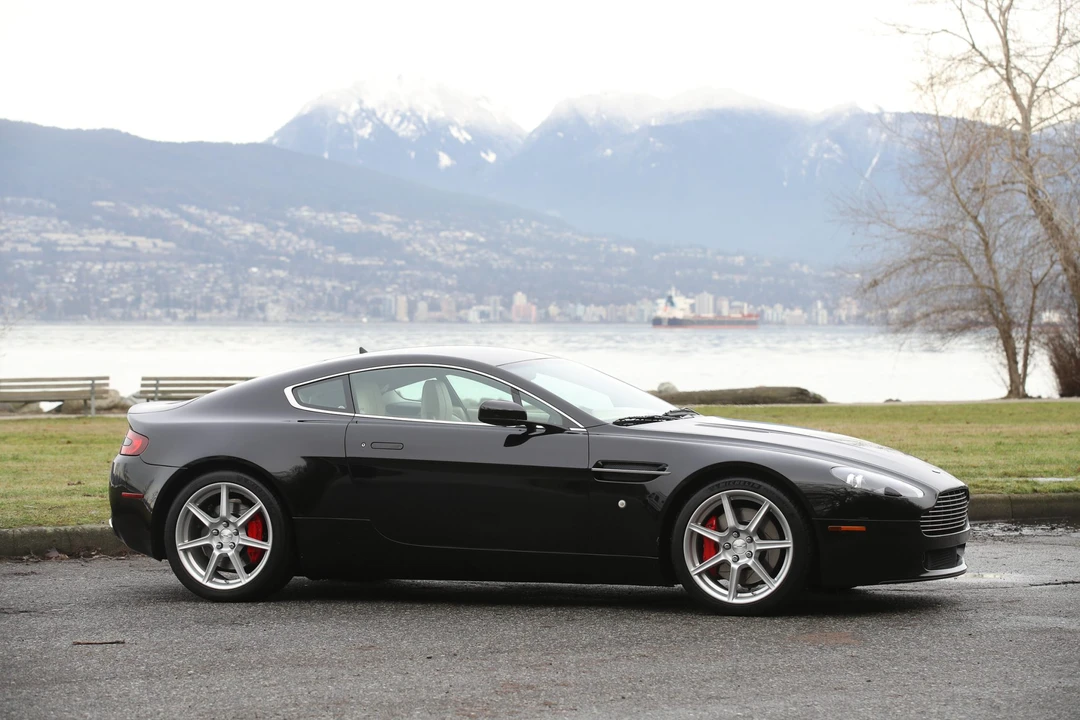 2007 Aston Martin V8 Vantage (2006-2017) - Image 29 of 31