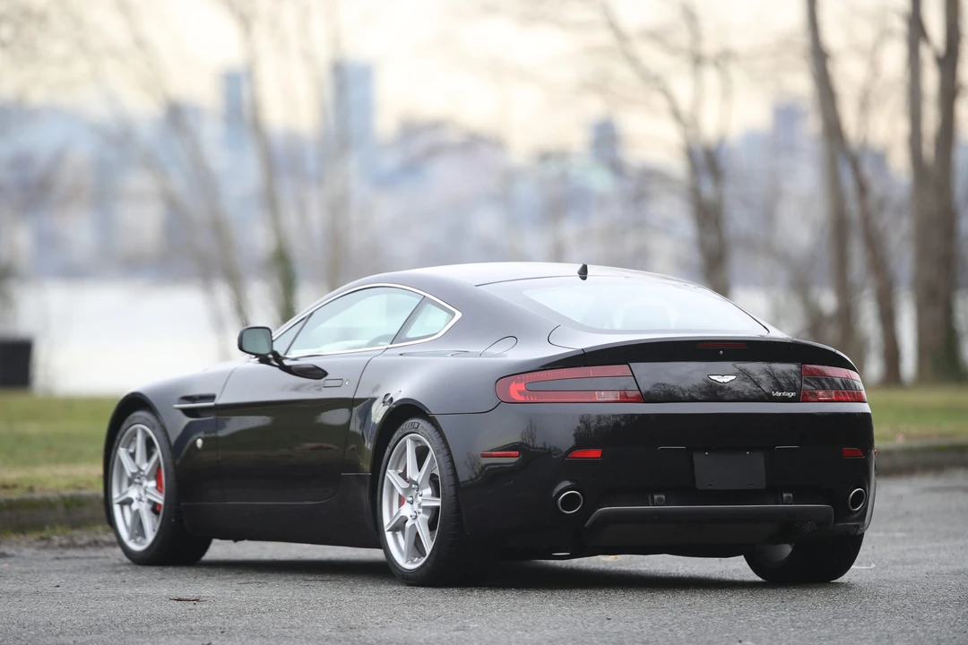 2007 Aston Martin V8 Vantage (2006-2017) - Image 13 of 31