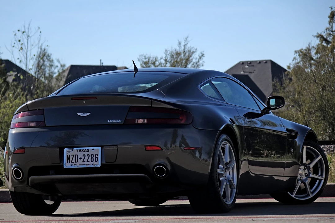 2007 Aston Martin V8 Vantage (2006-2017) - Image 12 of 31
