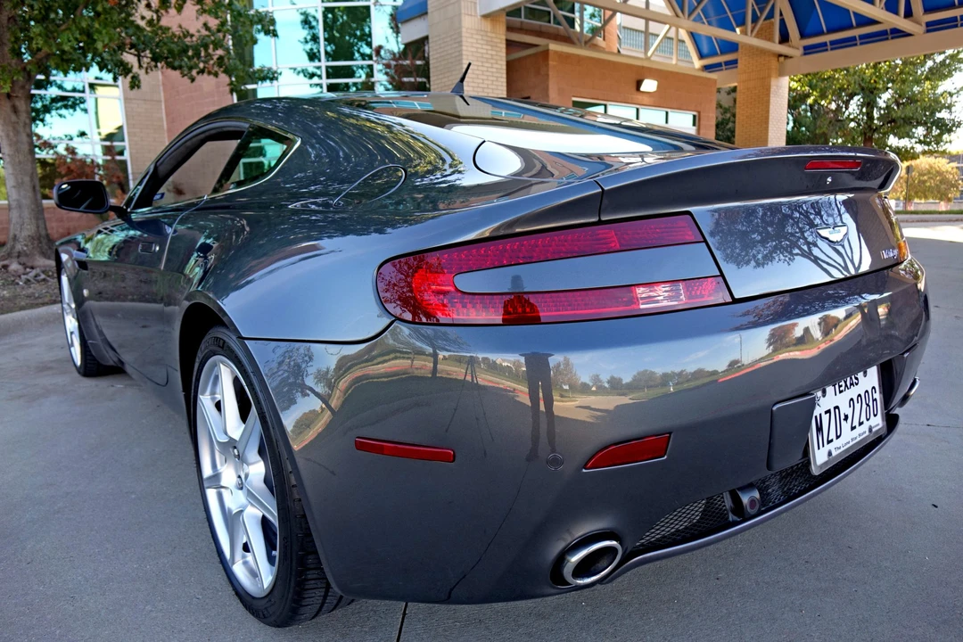2007 Aston Martin V8 Vantage (2006-2017) - Image 9 of 31