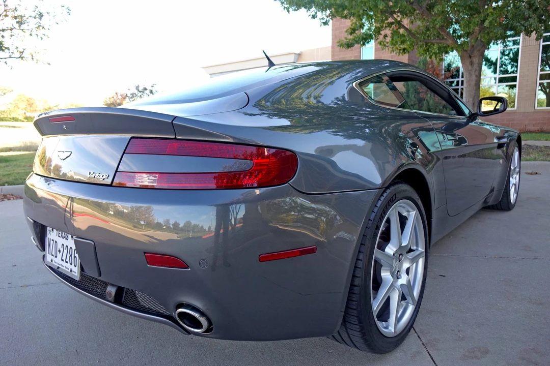 2007 Aston Martin V8 Vantage (2006-2017) - Image 11 of 31