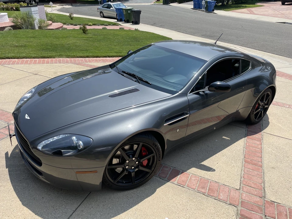 2007 Aston Martin V8 Vantage (2006-2017) - Image 2 of 31