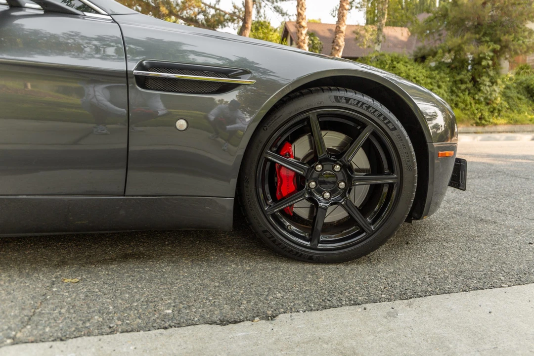 2007 Aston Martin V8 Vantage (2006-2017) - Image 24 of 31