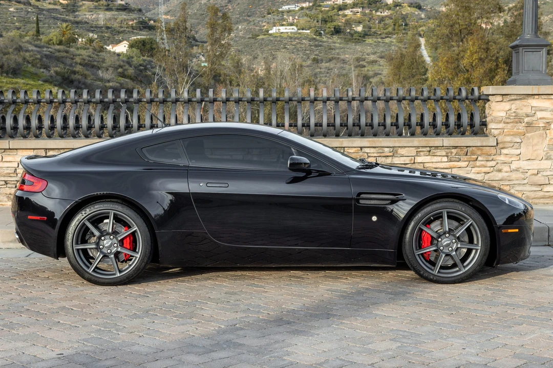 2007 Aston Martin V8 Vantage (2006-2017) - Image 7 of 31