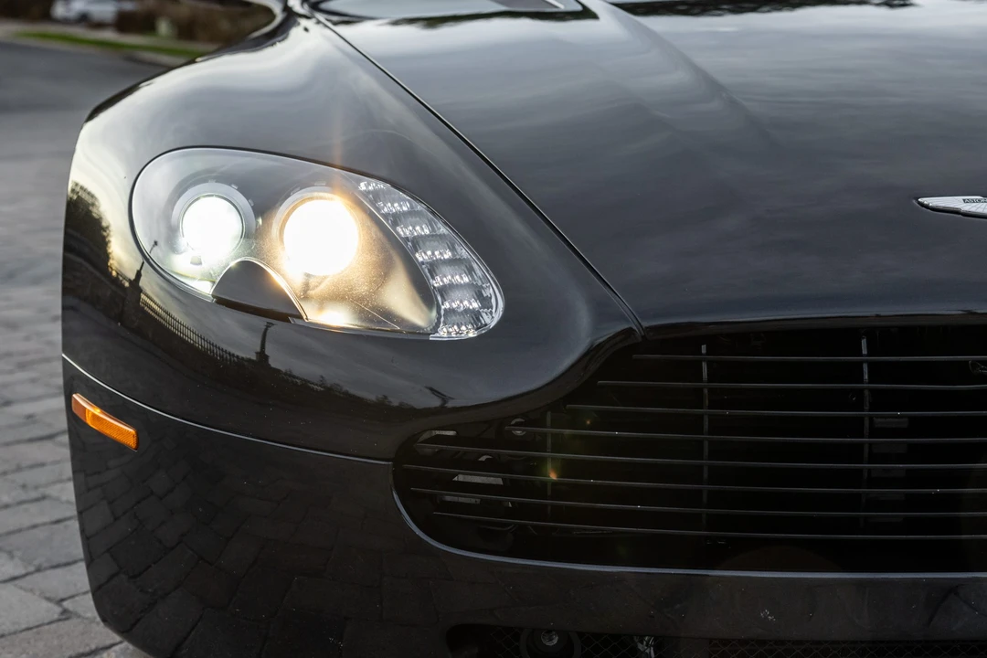 2007 Aston Martin V8 Vantage (2006-2017) - Image 13 of 31