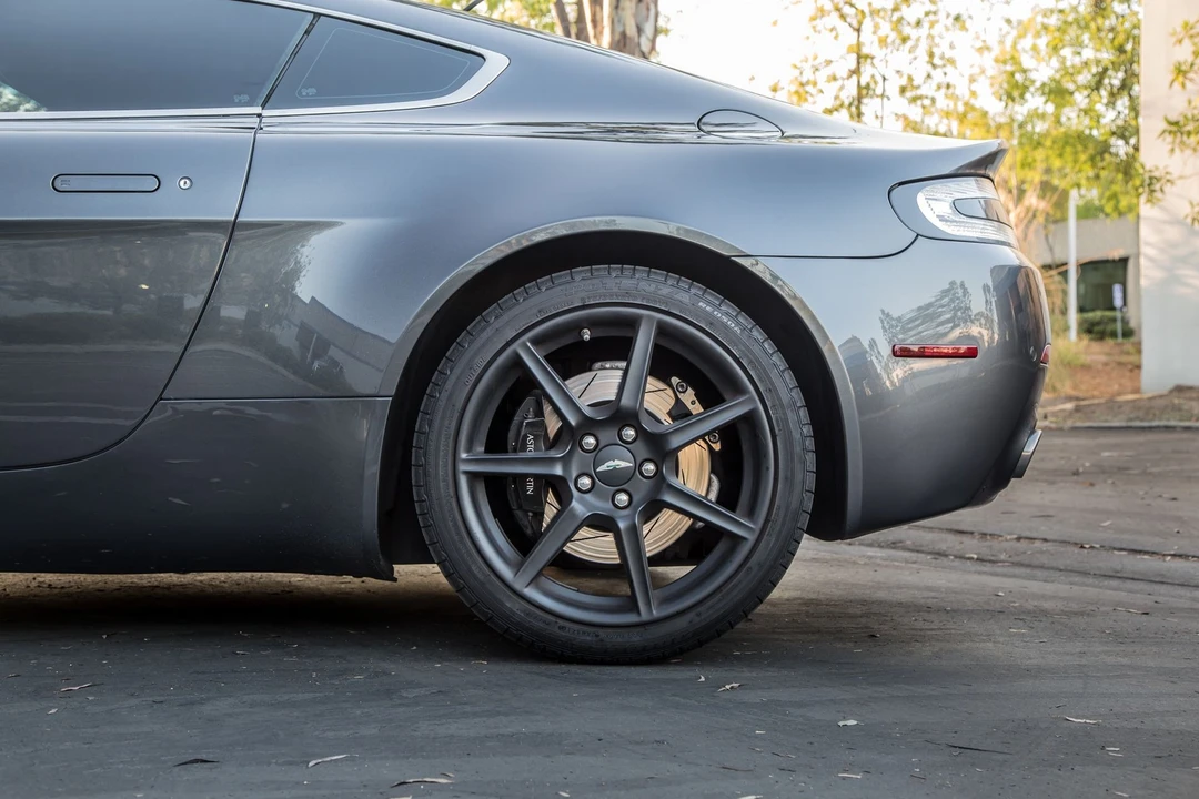 2007 Aston Martin Vantage - Image 3 of 12