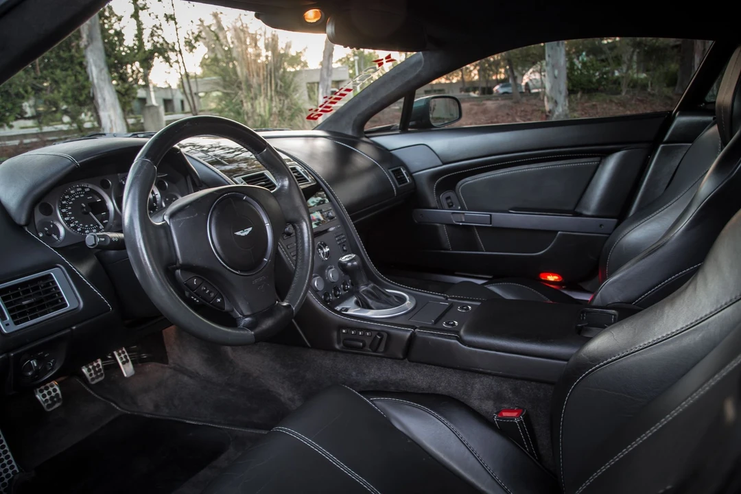 2007 Aston Martin Vantage - Image 7 of 12