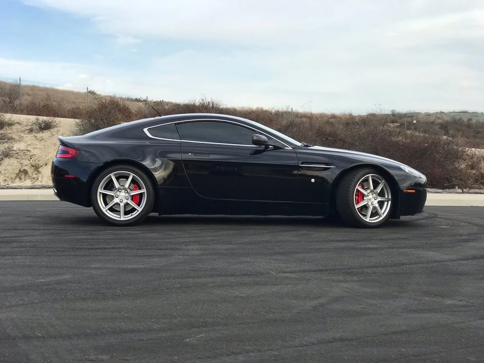 2007 Aston Martin V8 Vantage (2006-2017) - Image 3 of 10