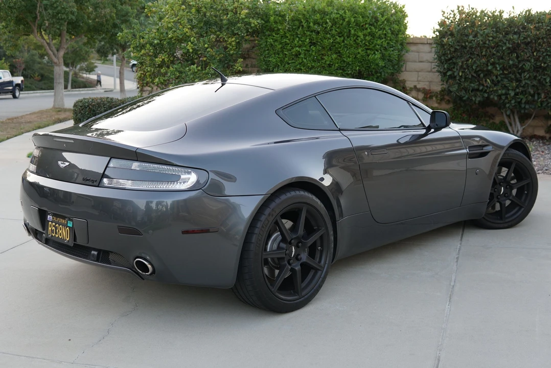 2007 Aston Martin Vantage - Image 10 of 29