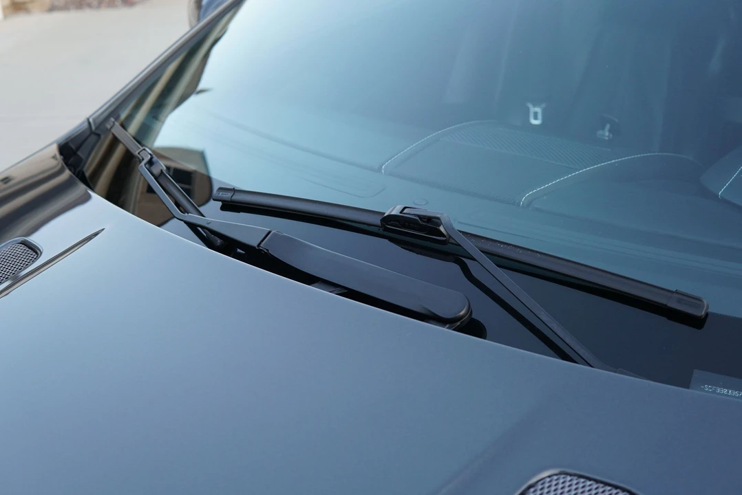 2007 Aston Martin Vantage - Image 14 of 29