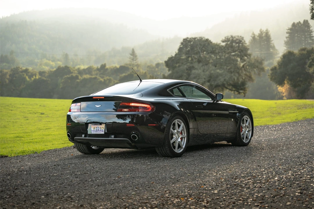 2007 Aston Martin V8 Vantage (2006-2017) - Image 9 of 31