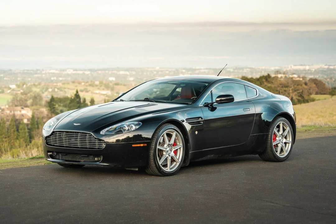 2007 Aston Martin V8 Vantage (2006-2017) - Image 2 of 31