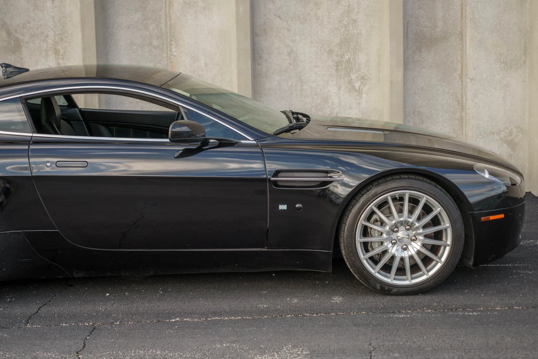 2007 Aston Martin V8 Vantage (2006-2017) - Image 23 of 31