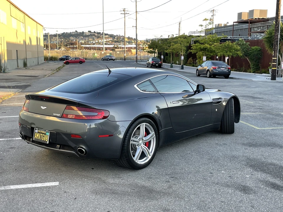 2007 Aston Martin V8 Vantage (2006-2017) - Image 17 of 31