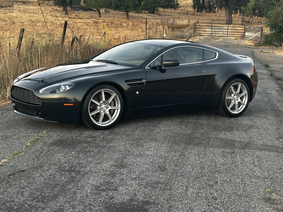 2007 Aston Martin V8 Vantage (2006-2017) - Image 2 of 31