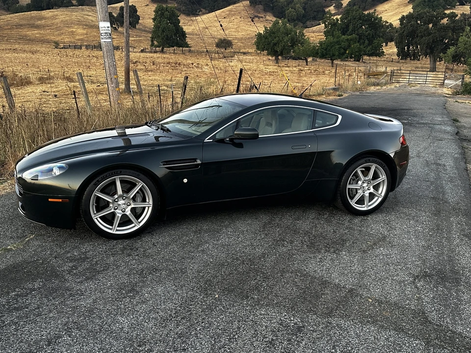 2007 Aston Martin V8 Vantage (2006-2017) - Image 27 of 31